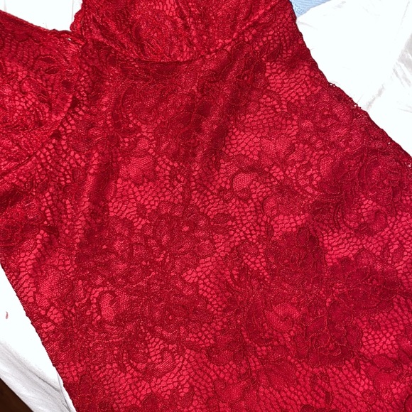 Dress - Picture 3 of 3